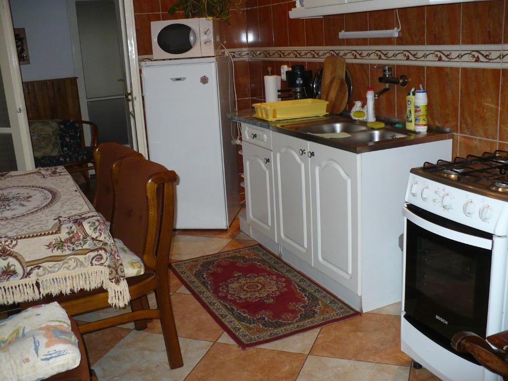 Kitty Apartman Apartment Miskolc Exterior photo
